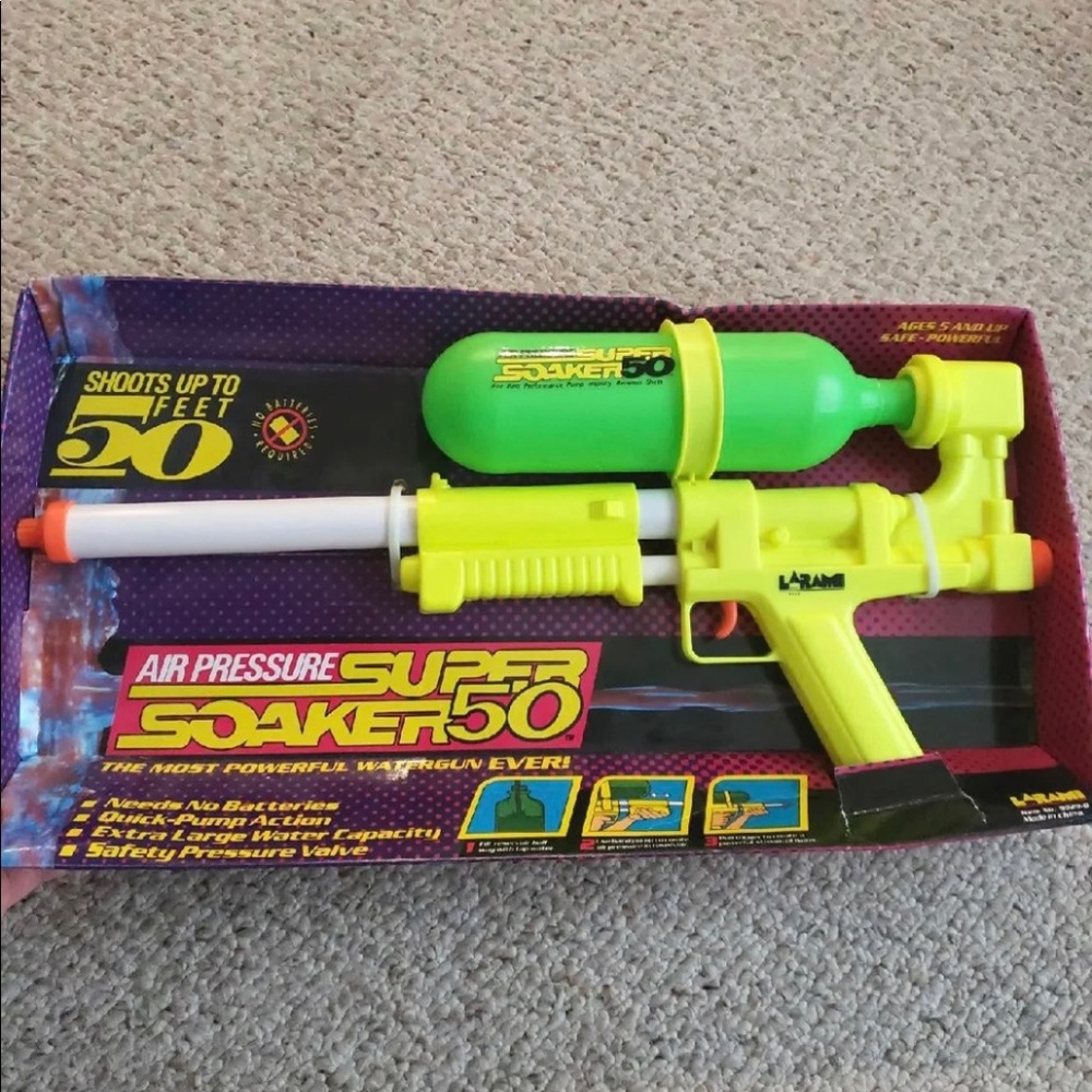 1990 Larami super soaker 50